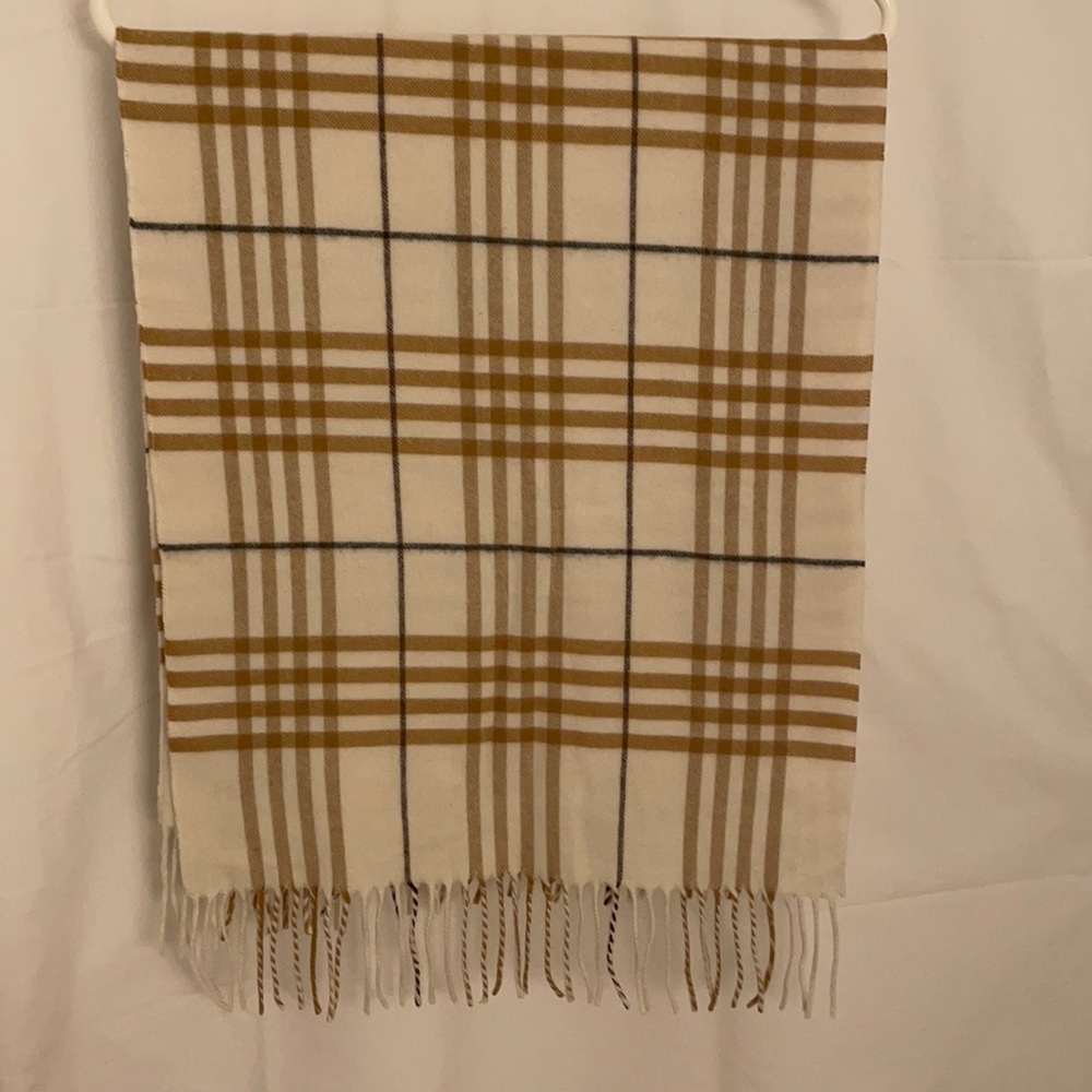 Cashmink By V. Frass Plaid  100% Acrylic Scarf